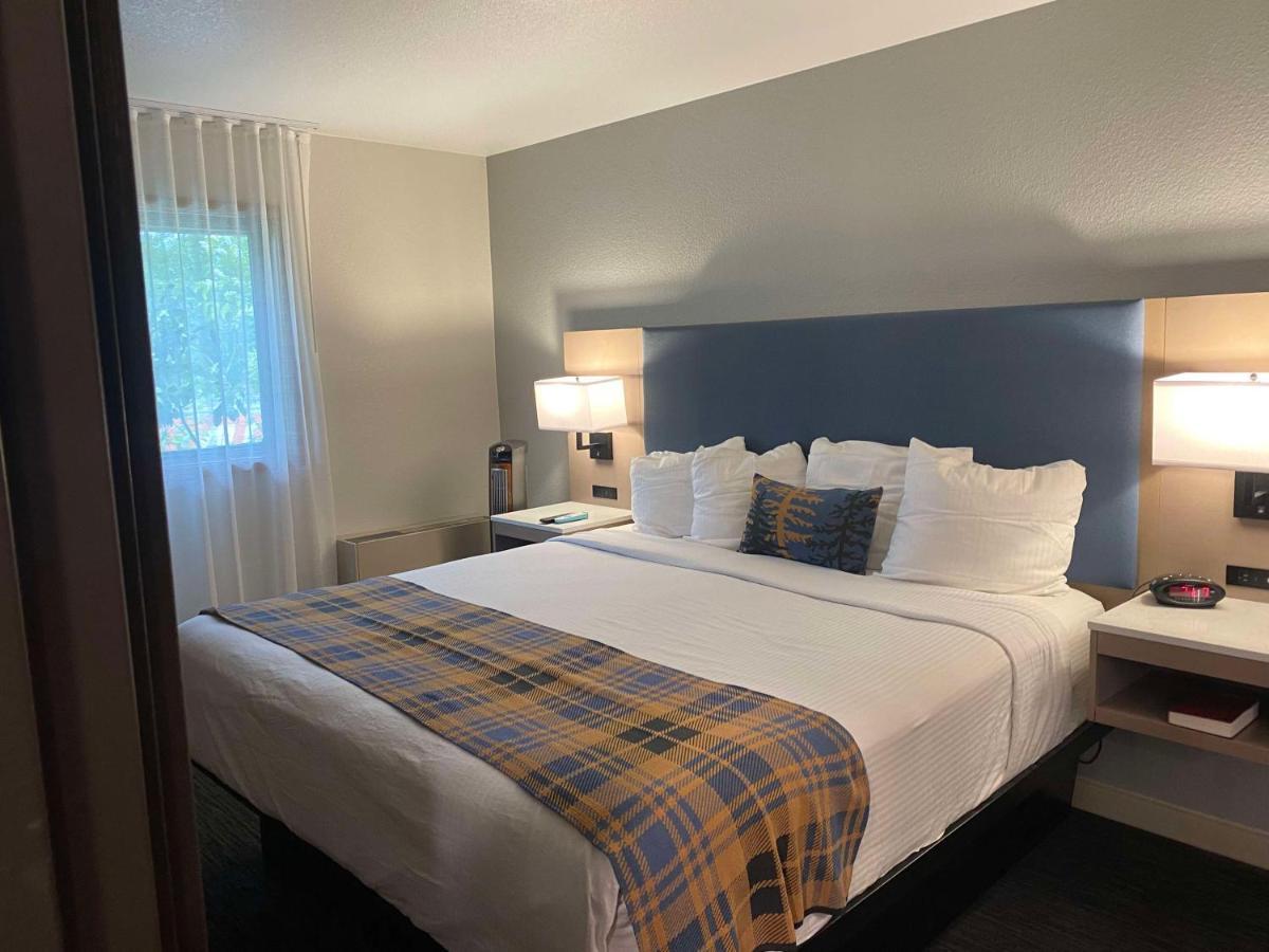 Best Western Lake Lucille Inn Wasilla Exterior foto