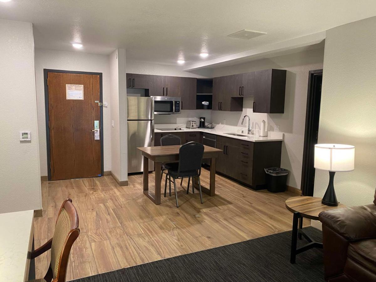 Best Western Lake Lucille Inn Wasilla Exterior foto